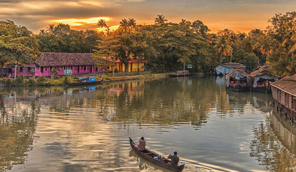 Bangalore to Kerala tour package